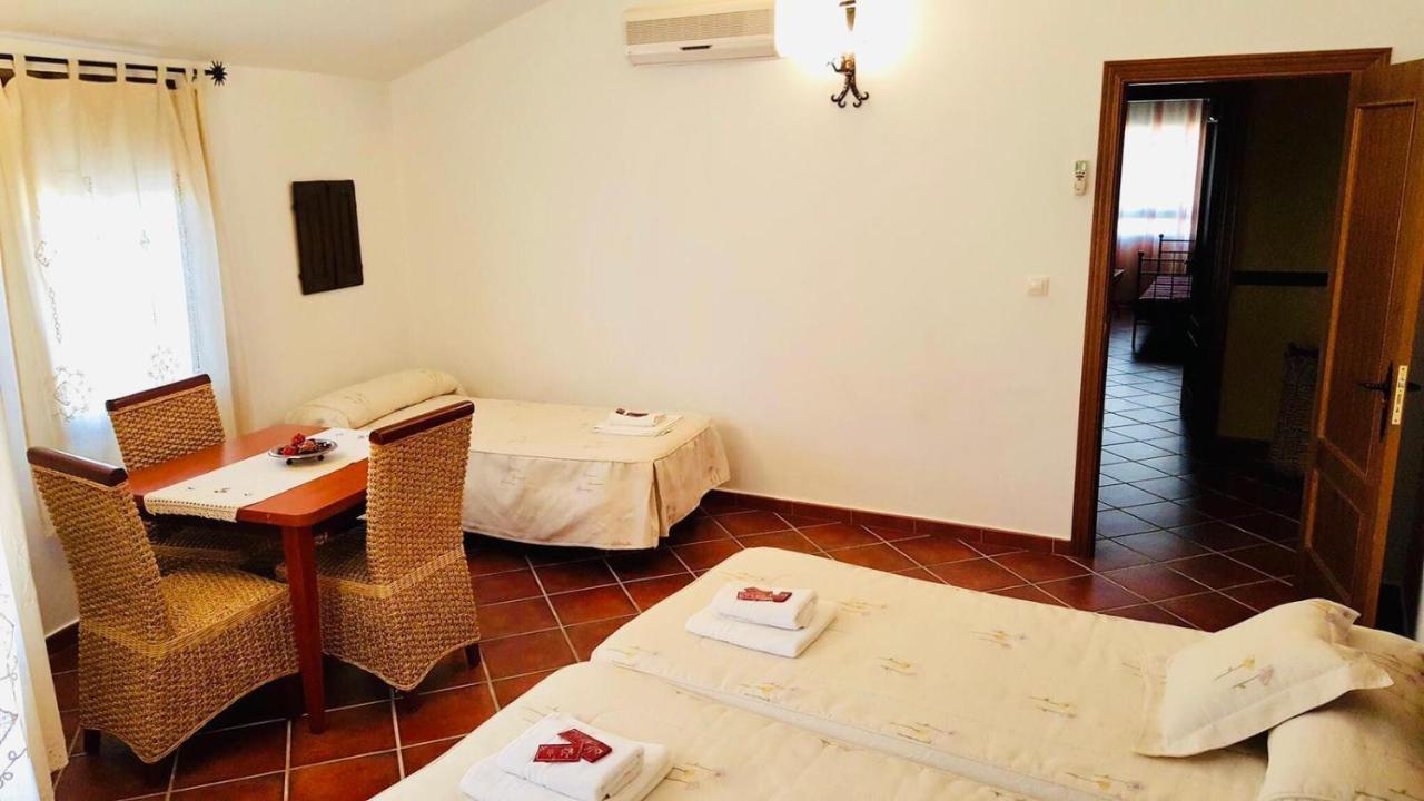 Casa Rural Piedras De Benquerencia Luaran gambar